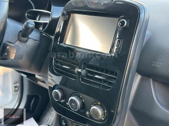 TAKAS OLUR 2015 MODEL OTOMATİK DİZEL CLİO TOUCH