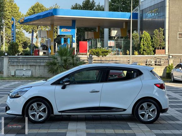 TAKAS OLUR 2015 MODEL OTOMATİK DİZEL CLİO TOUCH