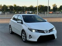 Galeriden Toyota Auris 1.6 Elegant 2015 Model Batman