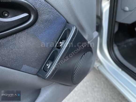 POYRAZ'DAN EMSALSIZ TEMİZLİKTE OTOMATİK 1.6 CLİO