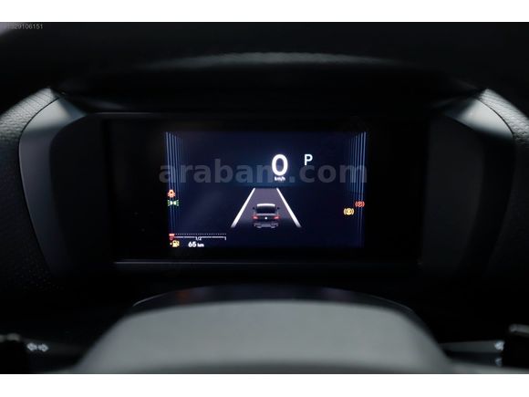 0,79 KREDİ İMKANI 2025 MODEL CİTROEN C4 X OTOMATİK