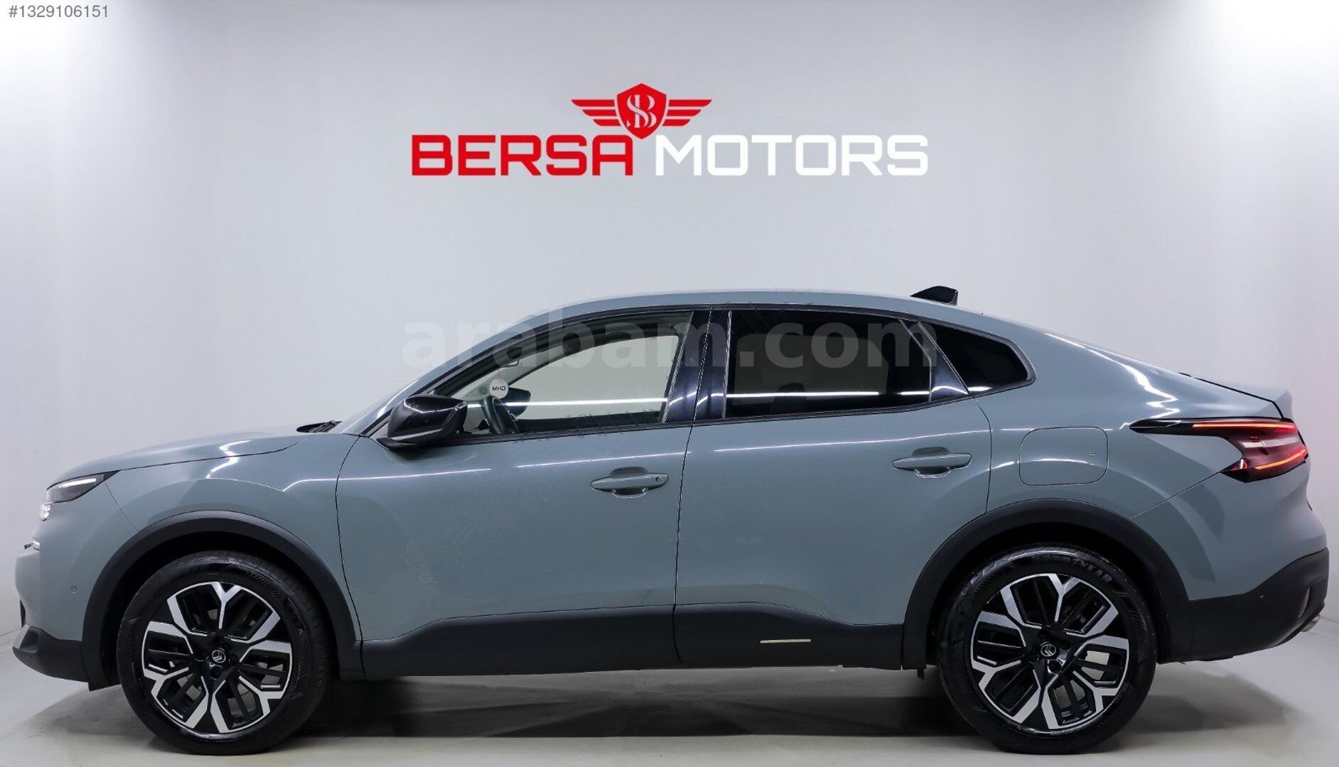 Galeriden Citroen C4 X 1.2 PureTech Max 2025 Model İstanbul 44.000 km Yeşil 7