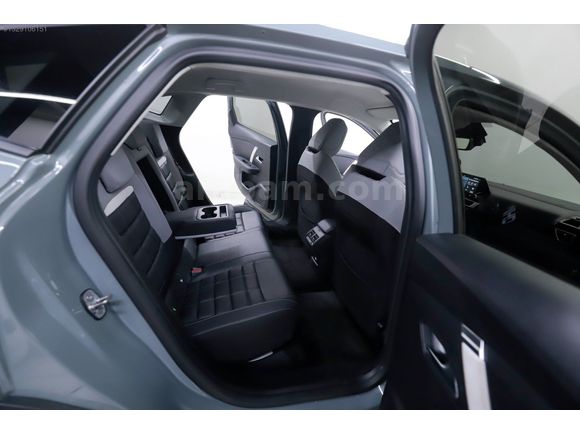 0,79 KREDİ İMKANI 2025 MODEL CİTROEN C4 X OTOMATİK