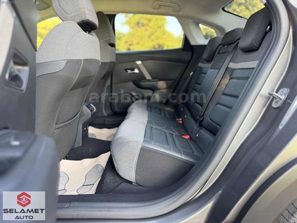 SELAMET AUTO 2024 CİTROEN C4 X SHİNE 49.500 KM HATASIZ