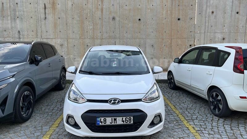 Sahibinden Hyundai i10 1.2 D-CVVT Elite 2015 Model Muğla 135.000 km Beyaz