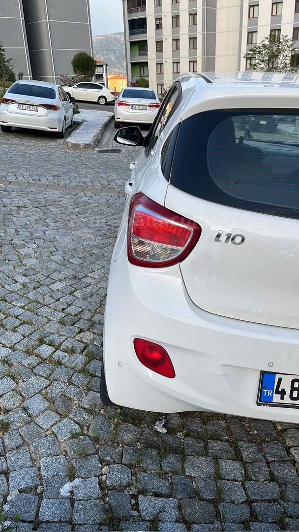 Sahibinden Hyundai i10 1.2 D-CVVT Elite 2015 Model Muğla 135.000 km Beyaz 6