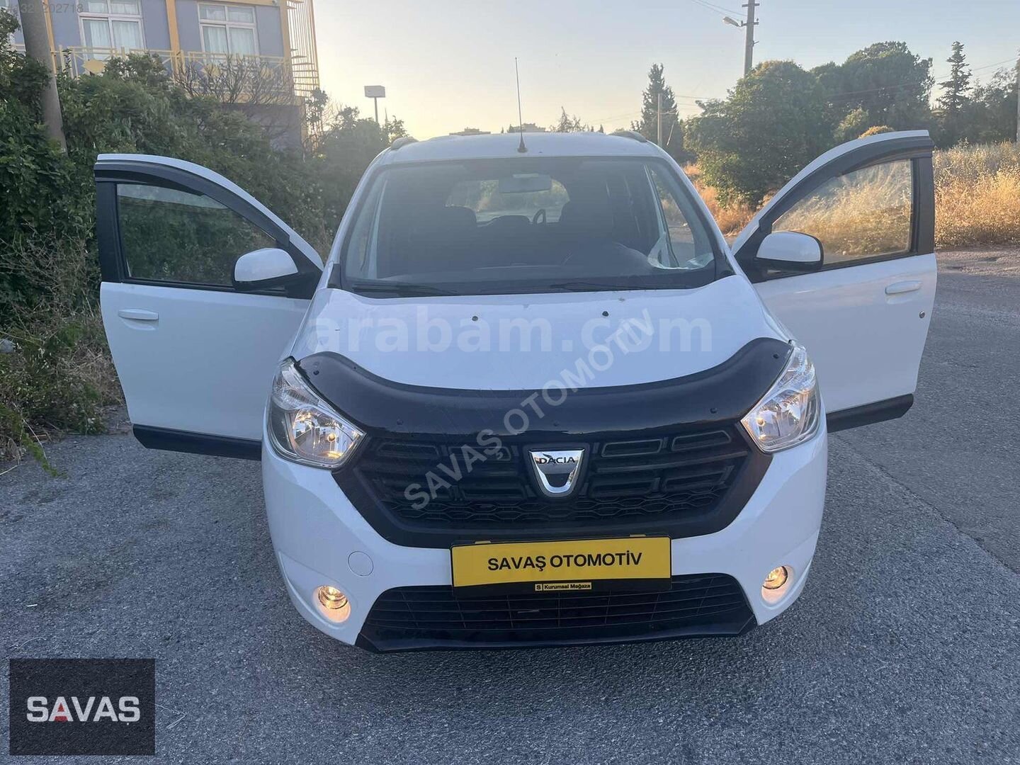 Galeriden Dacia Lodgy 1.5 dCi Laureate 2017 Model İzmir 405.000 km Beyaz 3