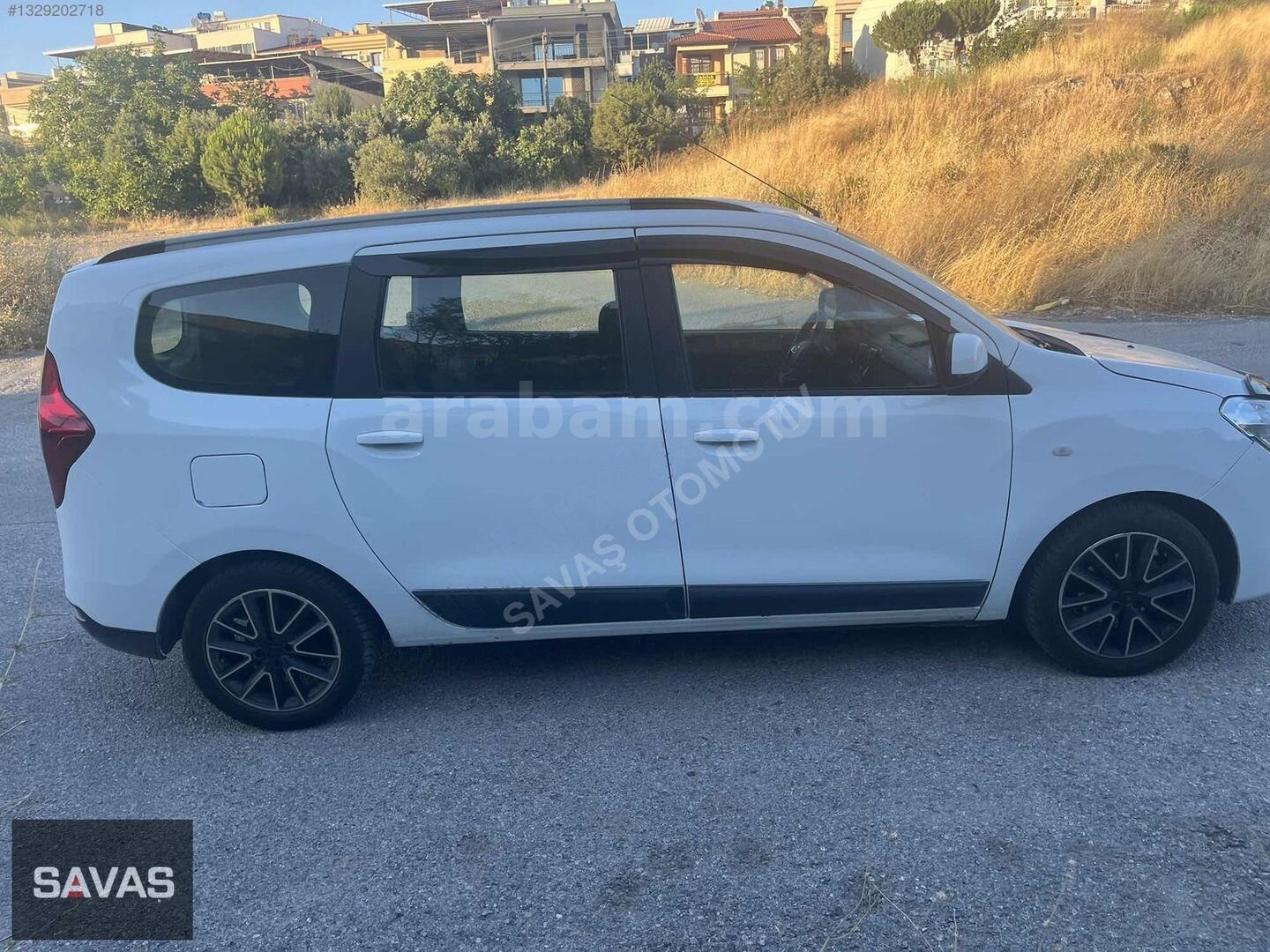 Galeriden Dacia Lodgy 1.5 dCi Laureate 2017 Model İzmir 405.000 km Beyaz 4
