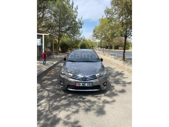 Sahibinden Toyota Corolla 1.4 D-4D Premium 2014 Model 