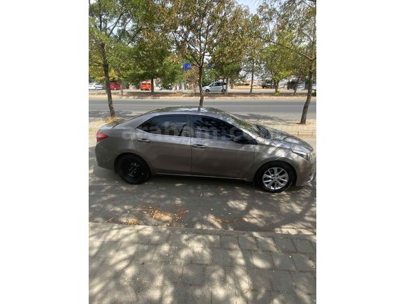 Sahibinden Toyota Corolla 1.4 D-4D Premium 2014 Model 