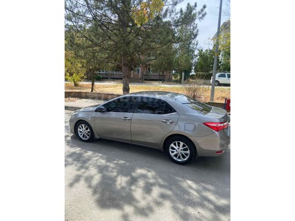 Sahibinden Toyota Corolla 1.4 D-4D Premium 2014 Model 