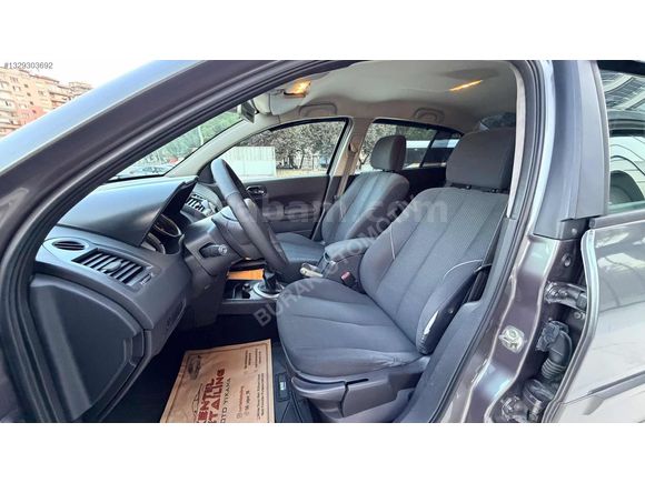 2005-RENAULT-MEGANE-1.6-DYNAMİQUE-BAKIMLI-MASRAFSIZ-