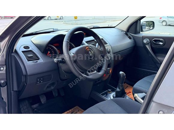 2005-RENAULT-MEGANE-1.6-DYNAMİQUE-BAKIMLI-MASRAFSIZ-
