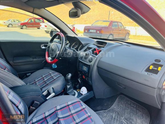 KAZASIZ DEĞİŞENSİZ CAMGİBİ DYNAMİQUE SEDAN MEGANE