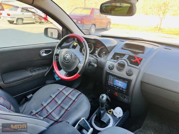 KAZASIZ DEĞİŞENSİZ CAMGİBİ DYNAMİQUE SEDAN MEGANE