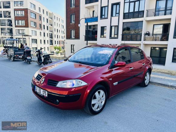 KAZASIZ DEĞİŞENSİZ CAMGİBİ DYNAMİQUE SEDAN MEGANE