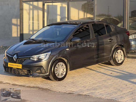 2021 RENAULT TALİANT 1.0TCE 65BİN KM SERVİS BAKIMLI K.K TAKSİT