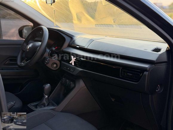 2021 RENAULT TALİANT 1.0TCE 65BİN KM SERVİS BAKIMLI K.K TAKSİT
