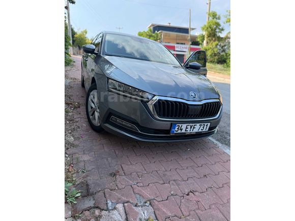 Sahibinden Skoda Octavia 1.5 e-Tec Premium 2022 Model 