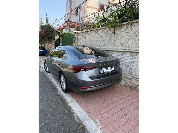 Sahibinden Skoda Octavia 1.5 e-Tec Premium 2022 Model 