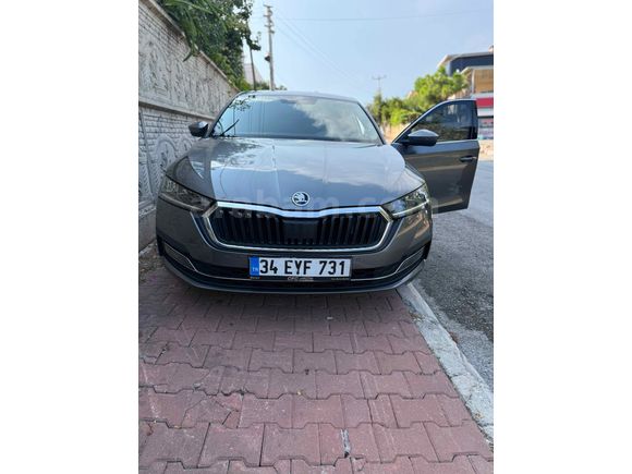 Sahibinden Skoda Octavia 1.5 e-Tec Premium 2022 Model 