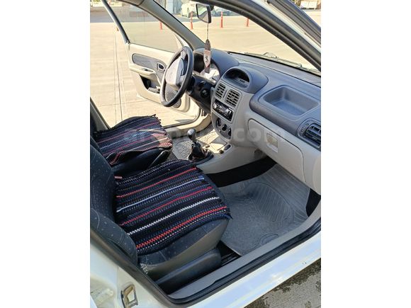 Sahibinden Renault Clio 1.4  2004