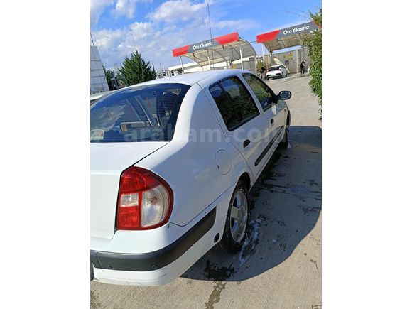 Sahibinden Renault Clio 1.4  2004