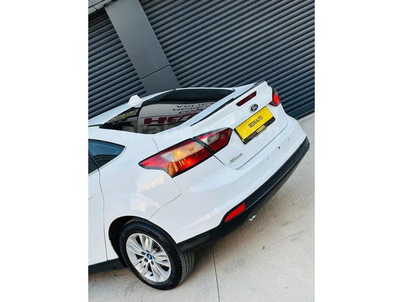 BEDRİ AUTODAN FOCUS 3 İÇİ BEJ
