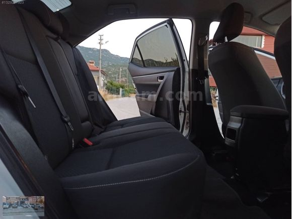 HATASIZ BOYASIZ TRAMERSİZ 116. BİN'KM'DE SERVİS BAKIMLI MAKYAJLI