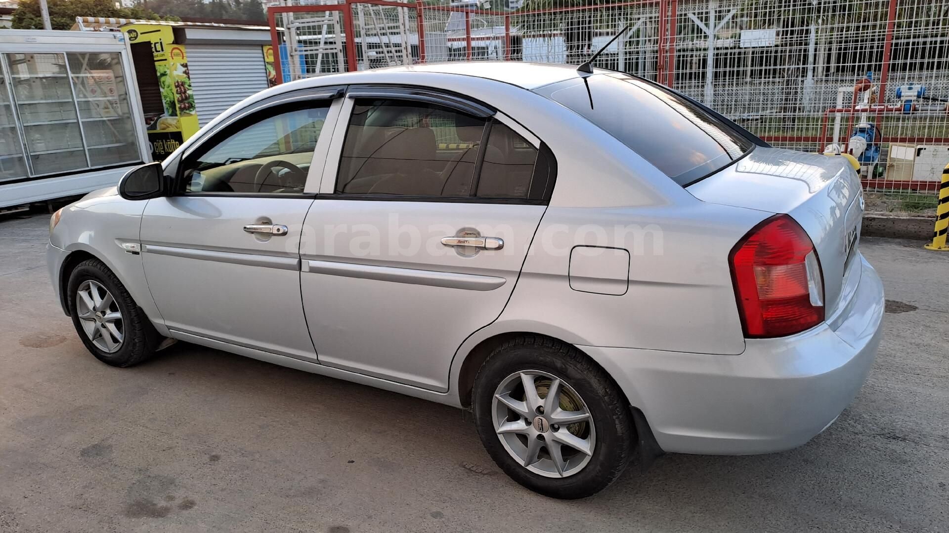 Sahibinden Hyundai Accent Era 1.4 Team 2007 Model Sakarya 212.500 km Gri (metalik) 6