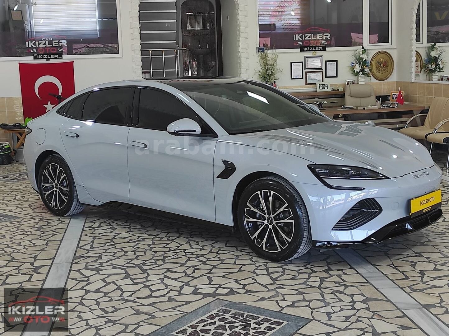 Galeriden BYD Seal Design 2025 Model Sivas 18.000 km Gri 3
