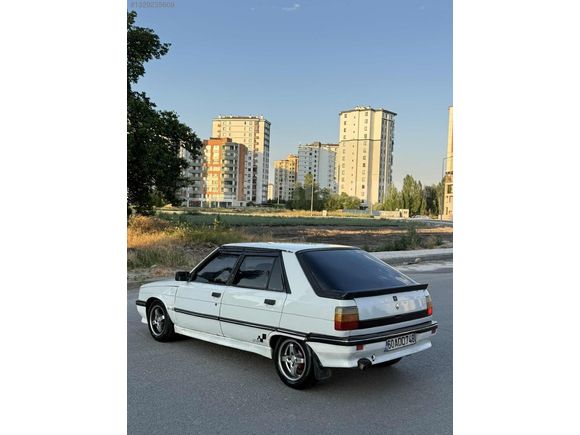 Sorunsuz muayeneli uygun fiyat renault flash