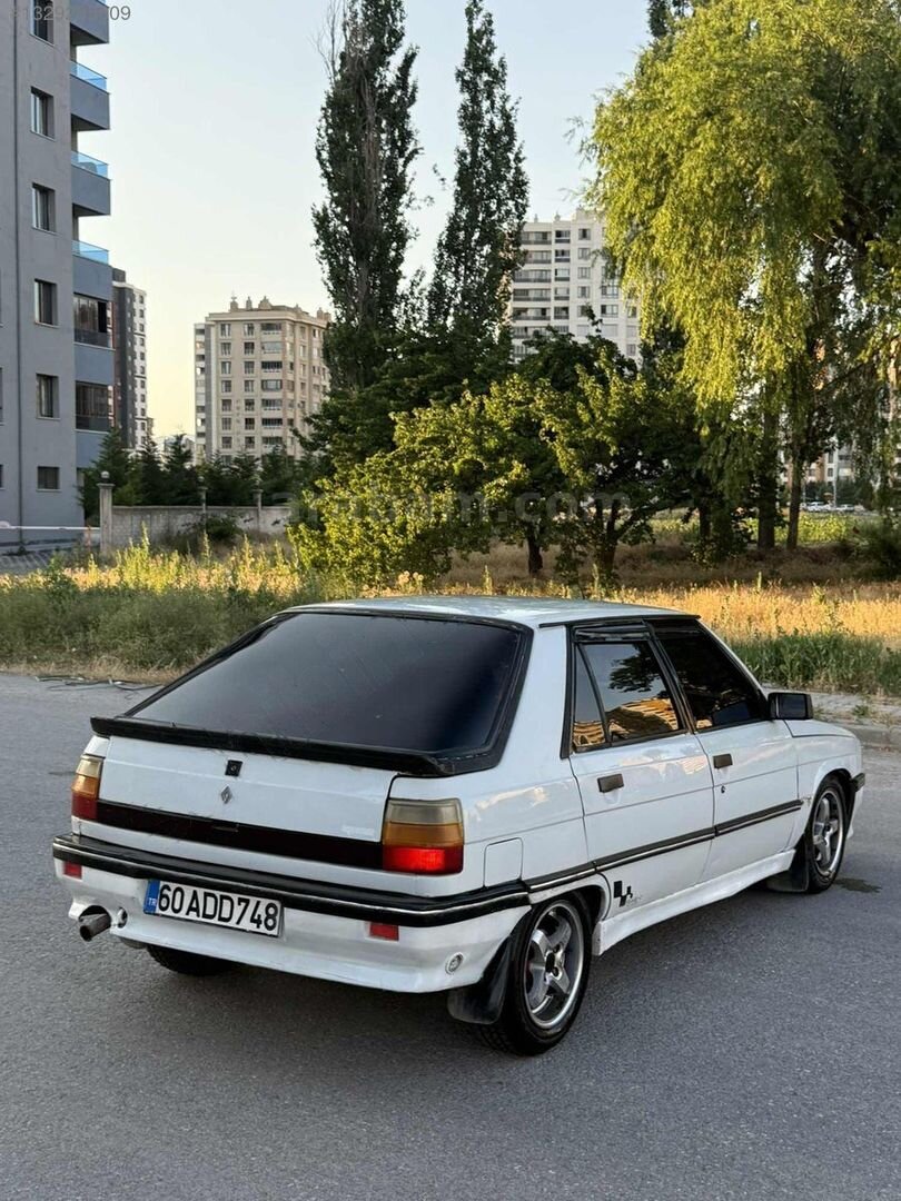 Galeriden Renault R 11 Flash 1991 Model Kayseri 300.000 km Beyaz 6