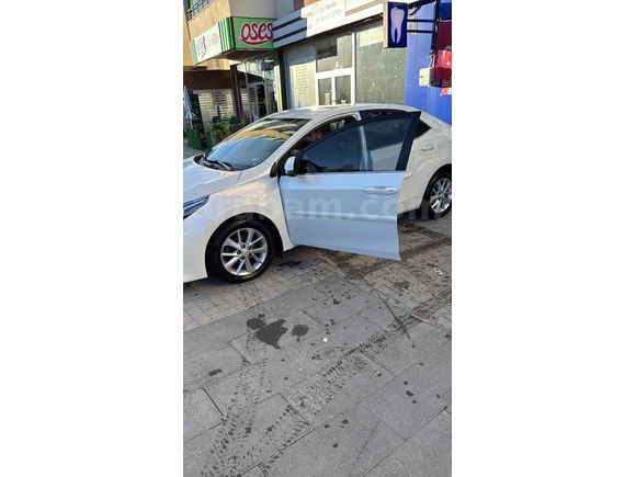 Sahibinden Toyota Corolla 1.4 D-4D Advance 2015 Model 