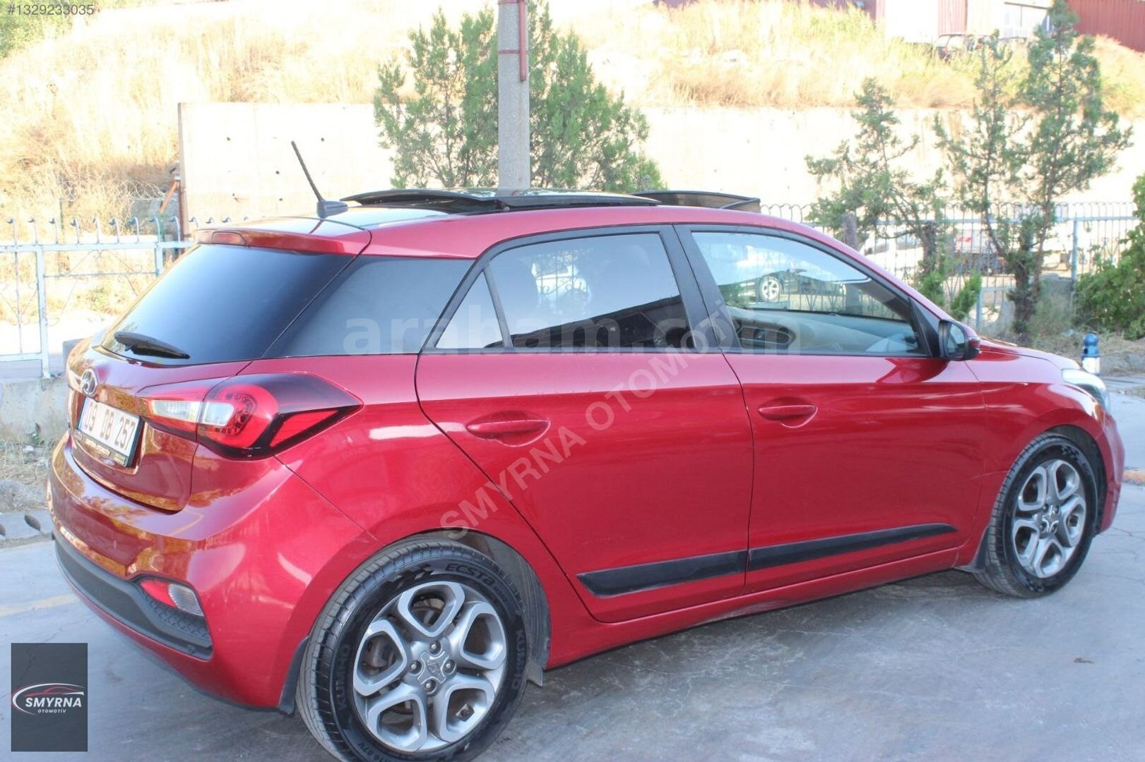 Galeriden Hyundai i20 1.4 MPI Elite Smart 2019 Model İzmir 75.000 km Kırmızı 6