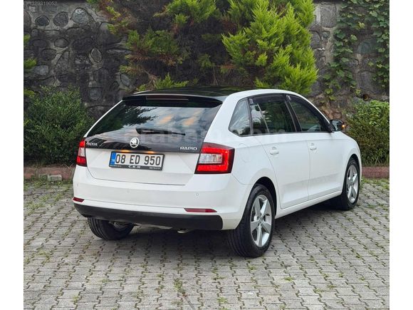 2015 MODEL İLK SAHİBİNDEN HATASIZ RAPİD CAM TAVAN ,İÇİ BEJ