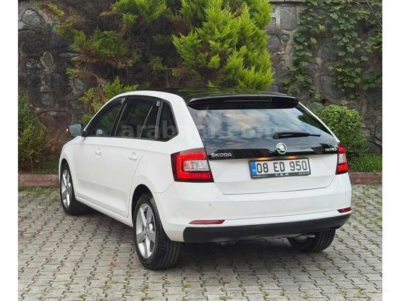2015 MODEL İLK SAHİBİNDEN HATASIZ RAPİD CAM TAVAN ,İÇİ BEJ
