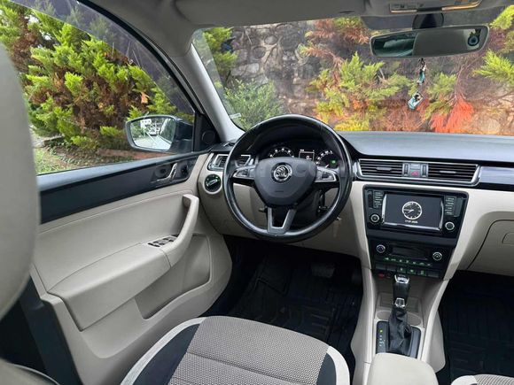 2015 MODEL İLK SAHİBİNDEN HATASIZ RAPİD CAM TAVAN ,İÇİ BEJ