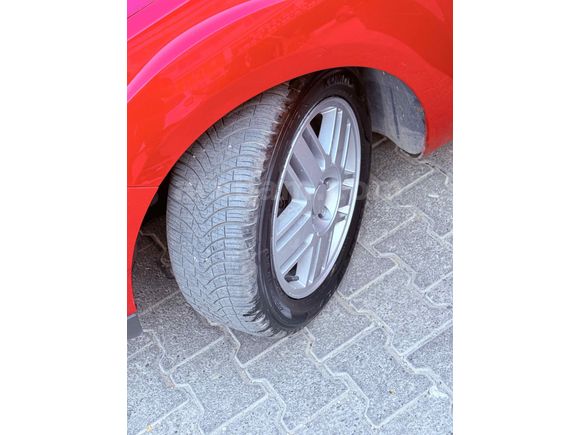 Sahibinden Ford Focus 1.6 Ghia 2005 Model 
