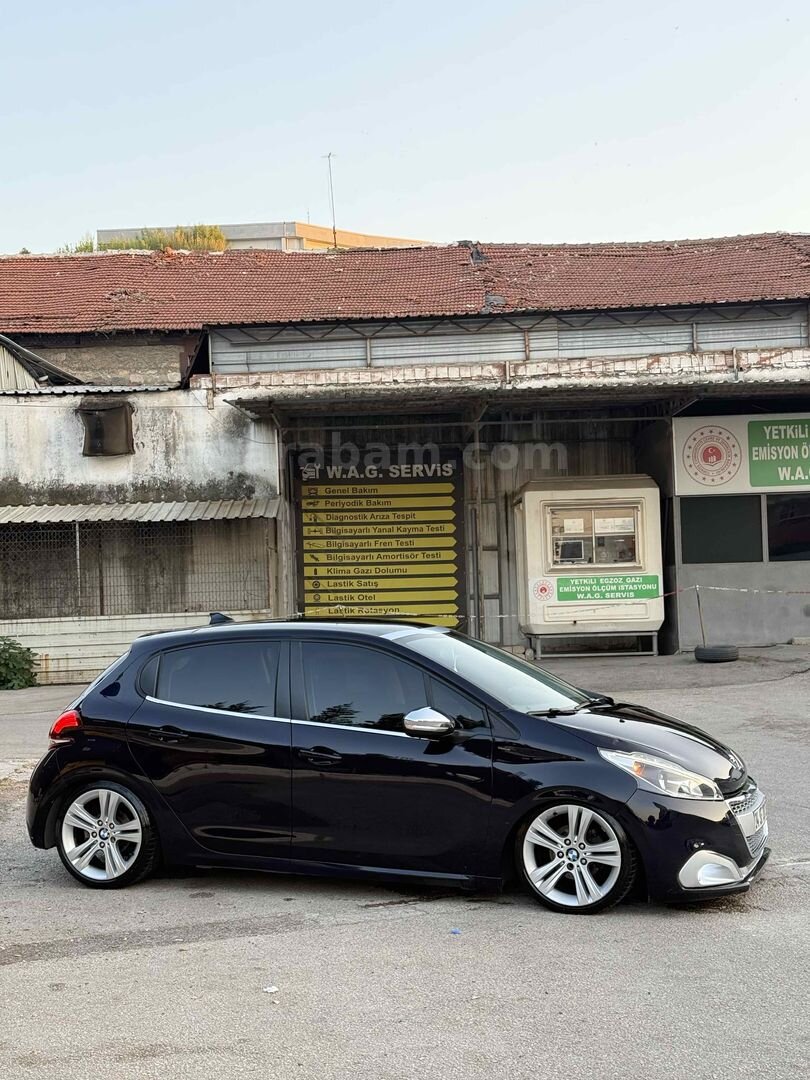 Sahibinden Peugeot 208 1.5 BlueHDi Signature 2020 Model Bursa 76.000 km Lacivert 4