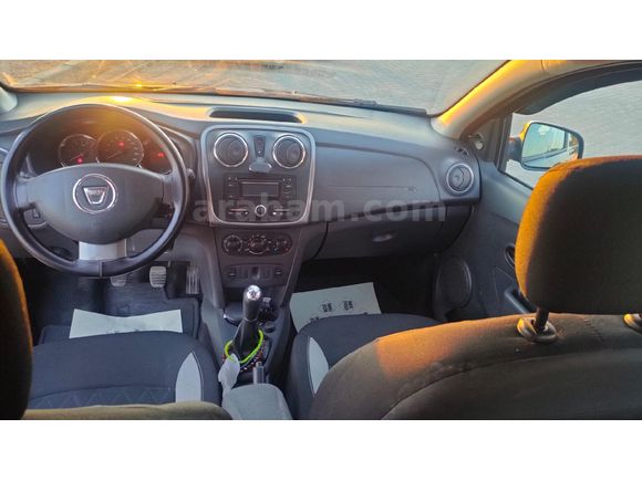 Sahibinden Dacia Sandero 1.5 dCi Stepway 2016 Model  143.000 km Siyah