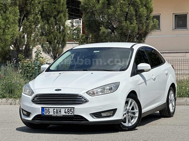 Galeriden Ford Focus 1.5 TDCi Trend X 2015 Model Ankara 337.000 km Beyaz