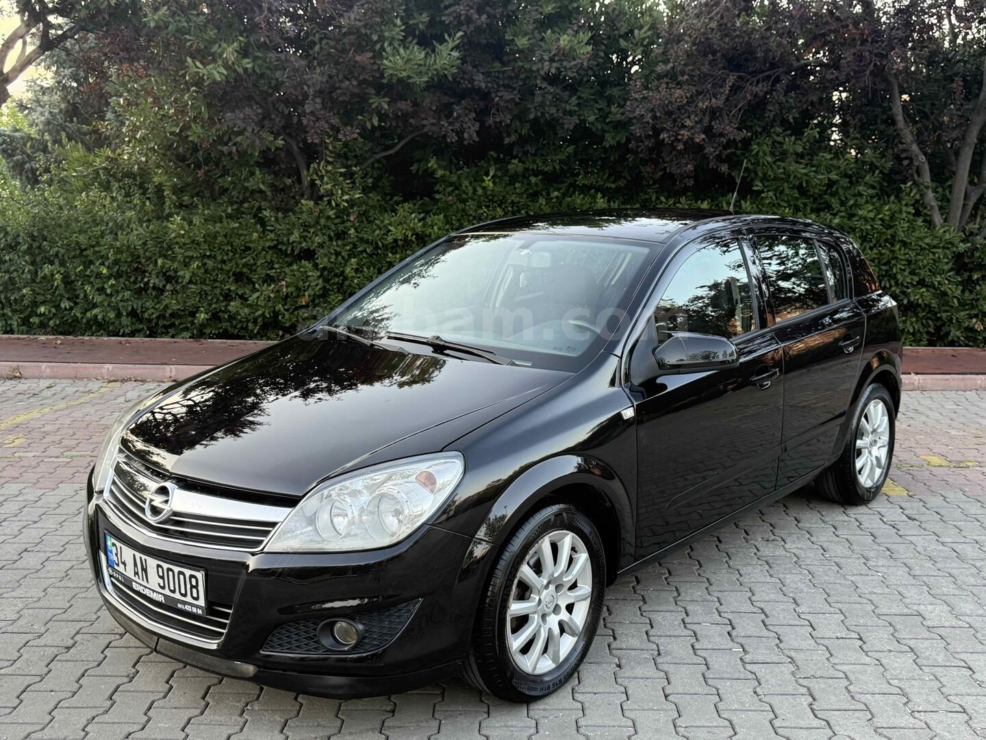Galeriden Opel Astra 1.3 CDTI Enjoy 2008 Model İstanbul 212.000 km Siyah 3