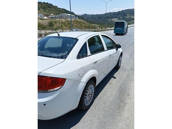 Sahibinden Fiat Linea 1.3 Multijet Active Plus 2011 Model  250.000 km Beyaz