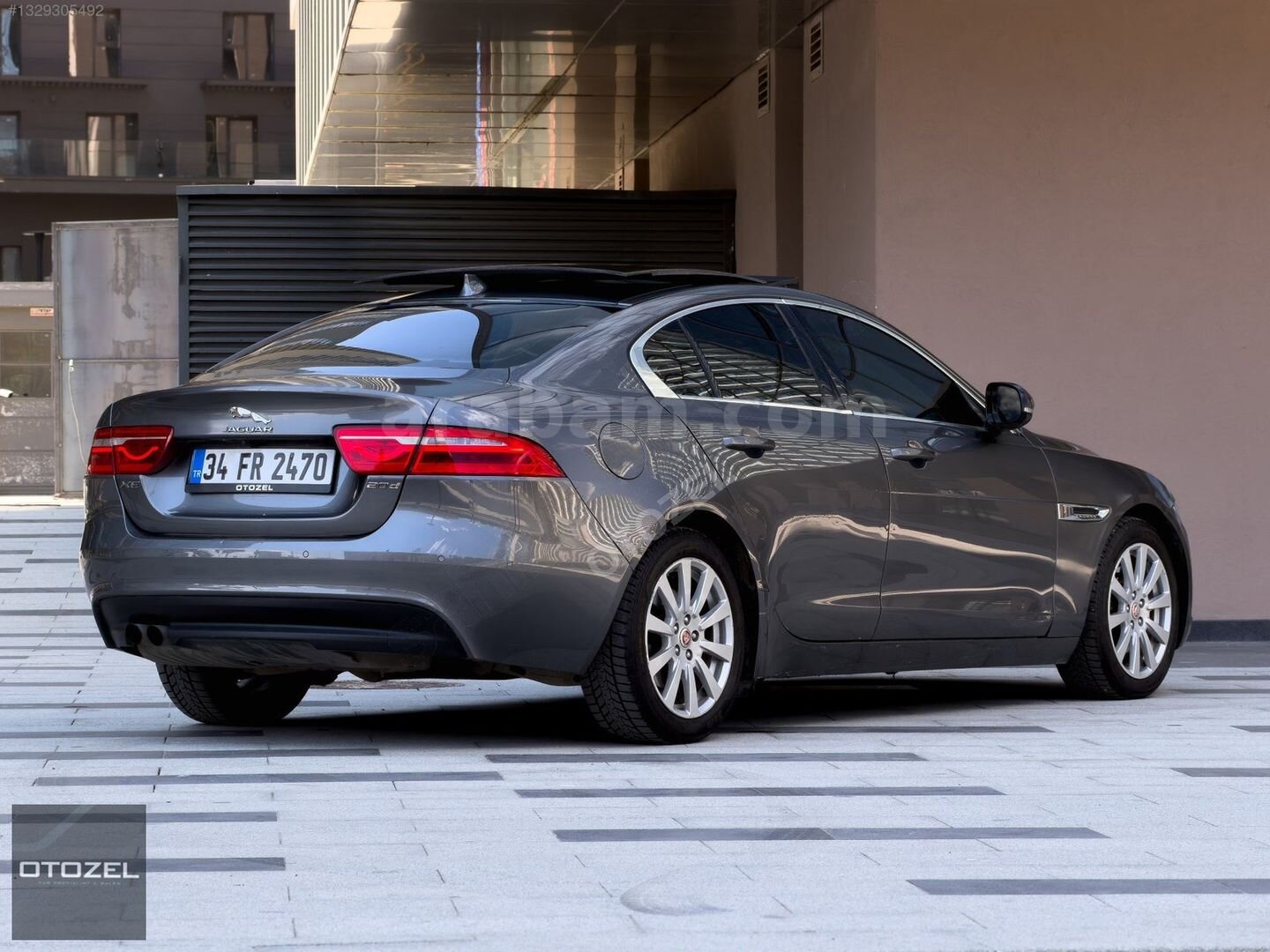 Galeriden Jaguar XE 2.0 Prestige 2015 Model İstanbul 103.000 km Gri 6