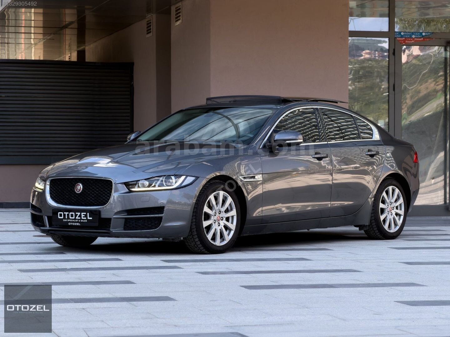 Galeriden Jaguar XE 2.0 Prestige 2015 Model İstanbul 103.000 km Gri 7