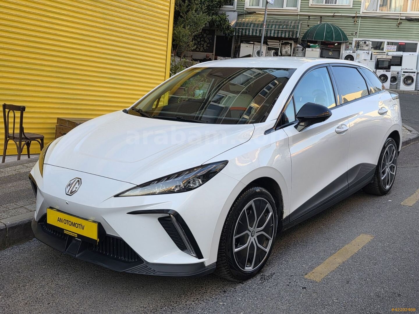 Galeriden MG MG4 Luxury 2023 Model İstanbul 36.000 km Beyaz 3