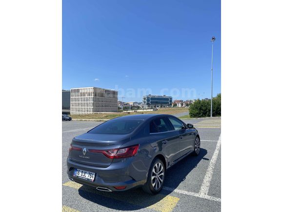 Sahibinden Renault Megane 1.5 Blue DCI Icon 2022 Model 