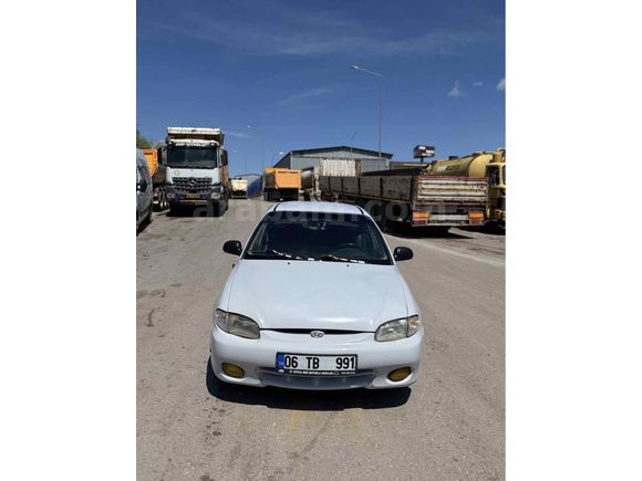 Sahibinden Hyundai Accent 1.3 LX 2000 Model 