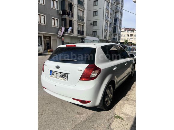 Sahibinden Kia Ceed 1.6 CRDi Motion 2011 Model 